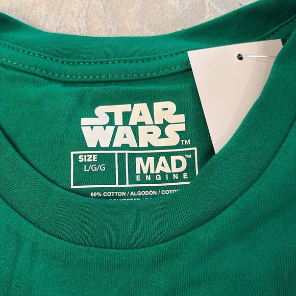 Star Wars Holiday T-Shirts Bundle of 2 - Picture 9 of 10